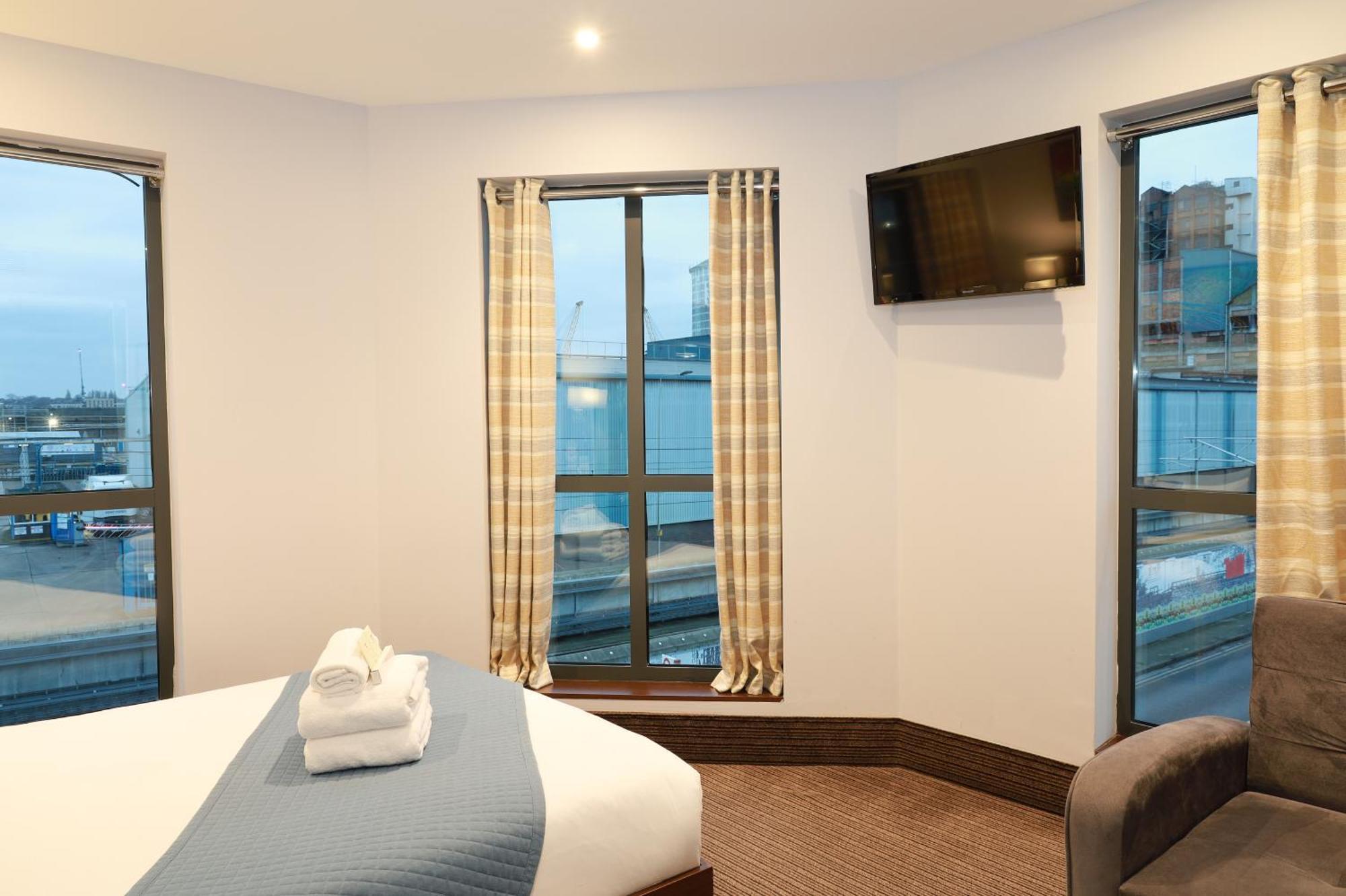 London City Airport Hotel Bagian luar foto